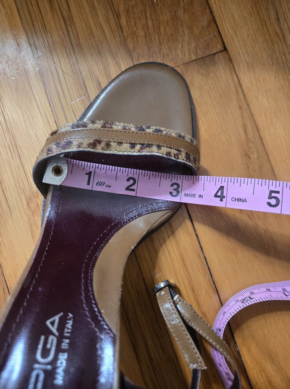 NWOB Via Spiga Women's Brown Strappy Heels - Picture 8 of 8
